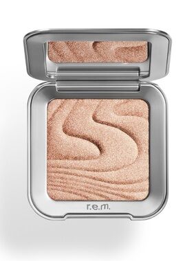 r.e.m. Beauty Shimmer Powder Highlighter - Miss Mercury Glow